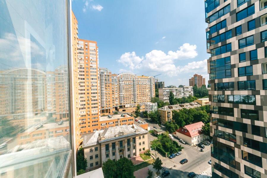Квартира На Улице Деловая Kyiv Exterior photo